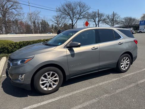 Used 2018 Chevrolet Equinox LT image 22