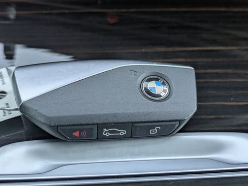 Used 2025 BMW X5 xDrive50e image 33