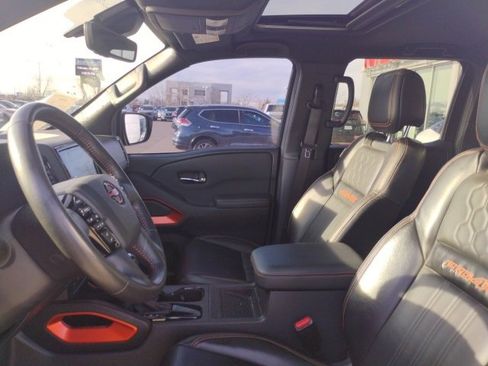 Used 2024 Nissan Frontier PRO-4X w/ Pro Premium Package image 11
