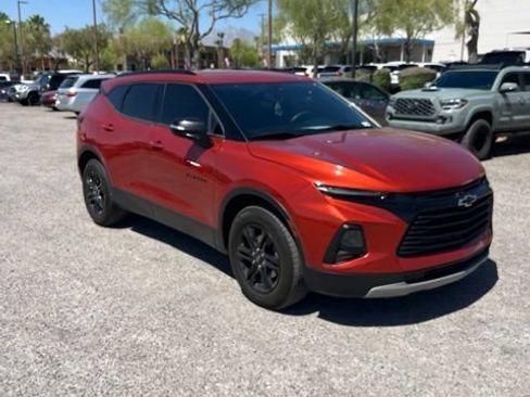 Used 2021 Chevrolet Blazer LT FWD image 3