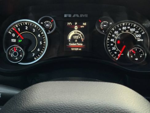 Used 2021 RAM 1500 Big Horn AWD/4WD image 13