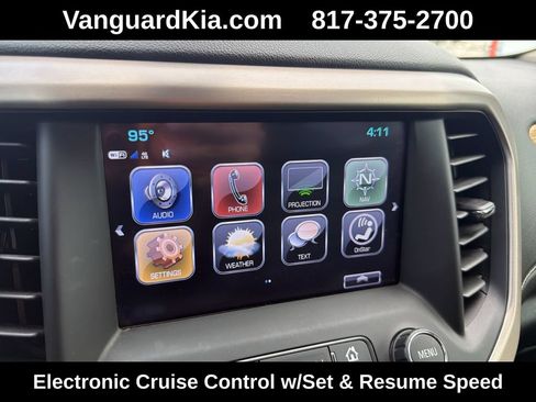Used 2019 GMC Acadia Denali w/ Technology Package FWD image 14