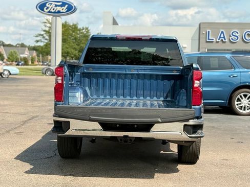 Used 2024 Chevrolet Silverado 1500 LT AWD/4WD image 30