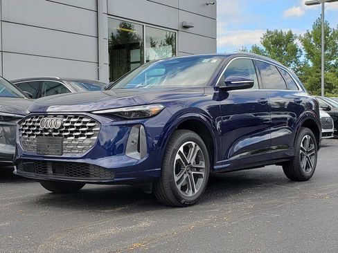 New 2025 Audi Q5 Premium Plus w/ Premium Plus AWD/4WD image 1