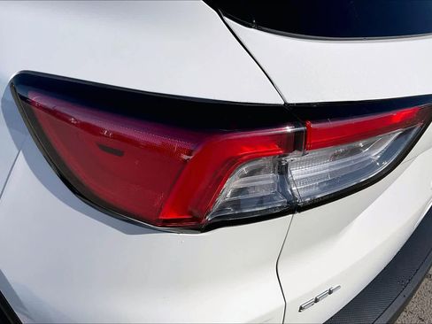 Used 2022 Ford Escape SEL w/ Technology Package image 27