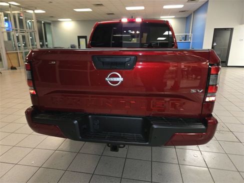 Used 2024 Nissan Frontier SV w/ SV Convenience Package image 7