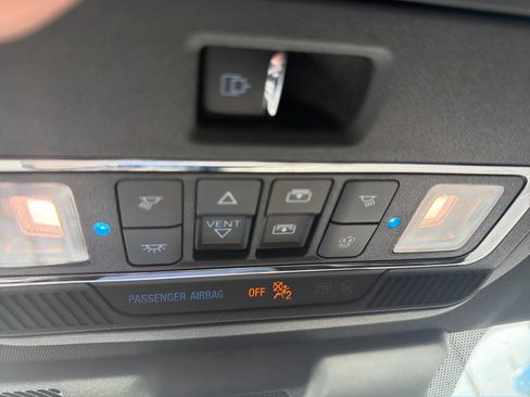 Used 2025 Ford F150 Lariat AWD/4WD image 34