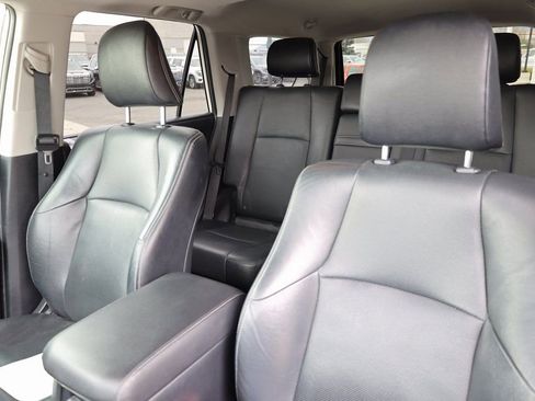 Used 2021 Toyota 4Runner Limited AWD/4WD image 16