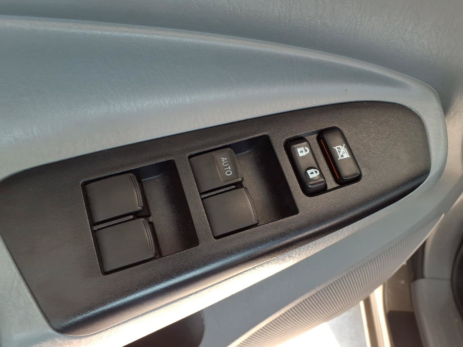 Used 2015 Toyota Tacoma 4x4 Double Cab w/ TRD Sport Package image 6
