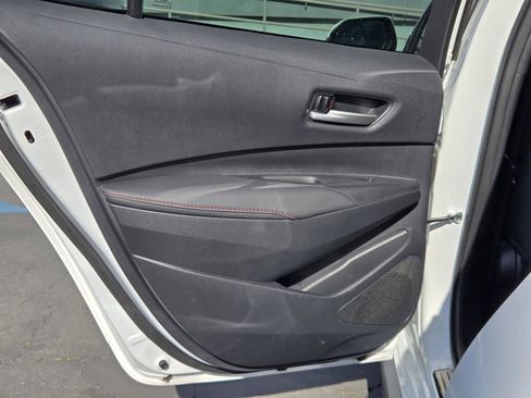 Used 2025 Toyota Corolla SE image 24