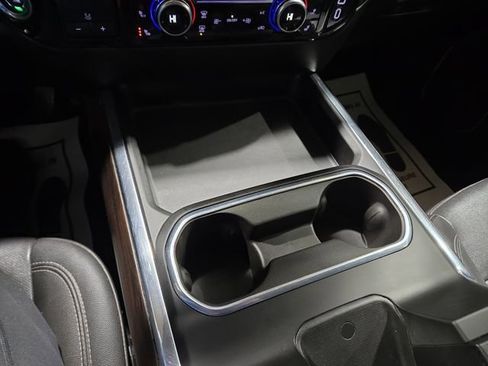 Used 2024 GMC Sierra 3500 SLT w/ SLT Premium Package image 24