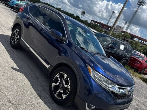 Used 2018 Honda CR-V Touring image 1