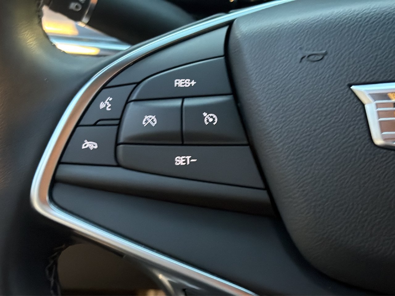 Certified 2025 Cadillac XT5 Luxury FWD image 22