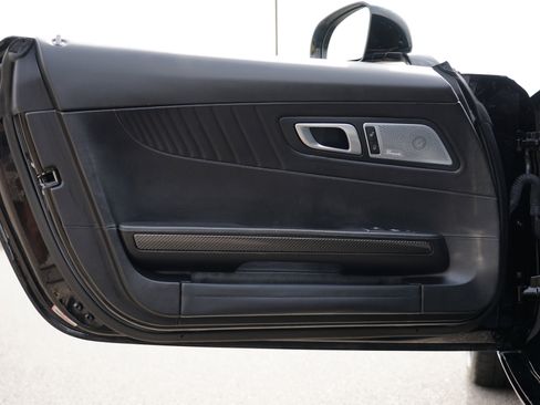 Used 2016 Mercedes-Benz AMG GT S image 18