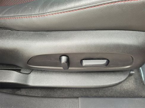 Used 2020 Chevrolet Blazer RS image 16