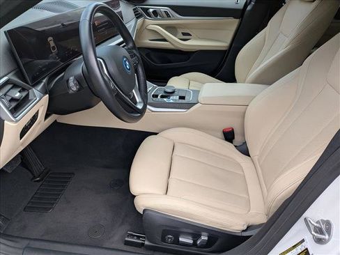 Used 2023 BMW i4 eDrive40 RWD image 17