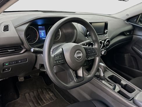 Used 2024 Nissan Sentra S image 18