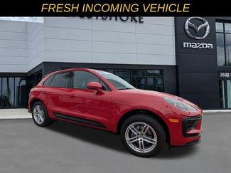 Used 2024 Porsche Macan video 1