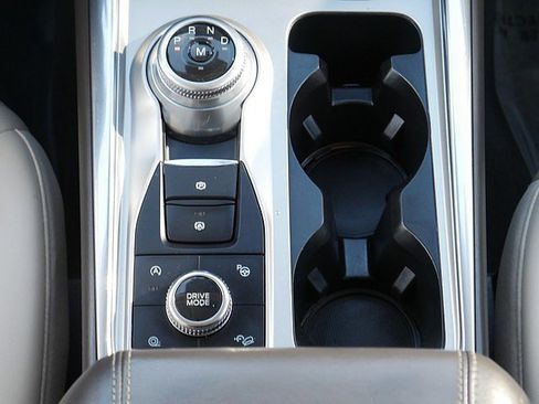 Used 2021 Ford Explorer Platinum w/ Equipment Group 601A image 24