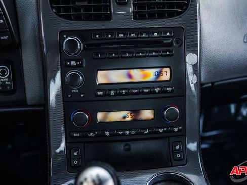 Used 2009 Chevrolet Corvette Z06 w/ Preferred Equipment Group image 17