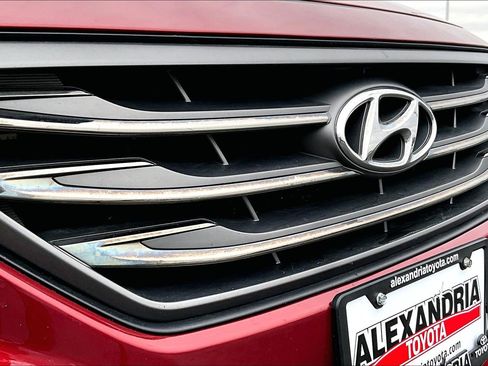 Used 2017 Hyundai Sonata Sport w/ Value Edition Package 02 image 29