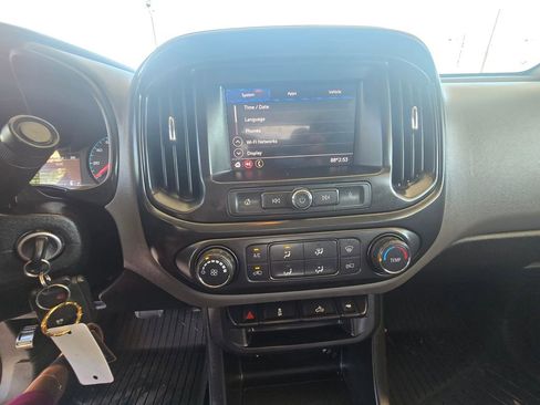 Used 2020 Chevrolet Colorado W/T w/ WT Convenience Package image 16