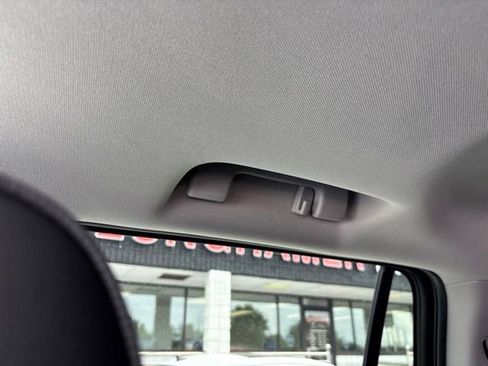 Used 2019 GMC Yukon Denali AWD/4WD image 30