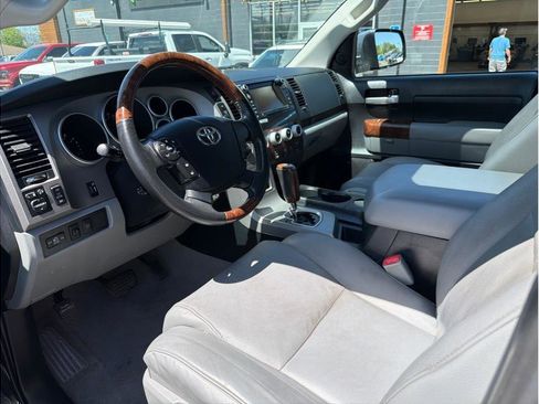 Used 2010 Toyota Tundra Limited AWD/4WD image 2