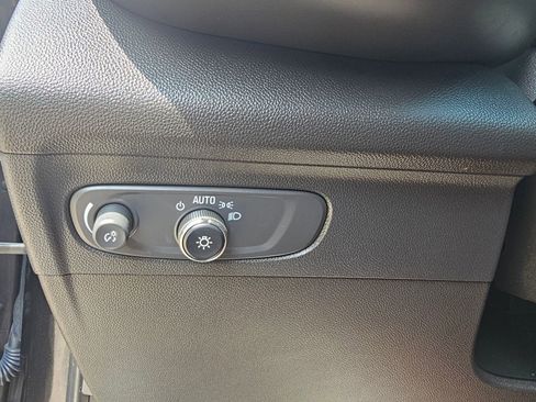 Used 2023 Buick Envision Essence w/ Sport Touring Package FWD image 15