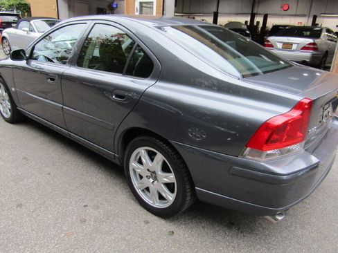 Used 2006 Volvo S60 2.5T image 3
