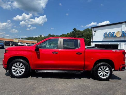 Used 2021 Chevrolet Silverado 1500 Custom w/ Safety Confidence Package AWD/4WD image 3