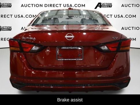 Used 2024 Nissan Altima 2.5 SV FWD image 8