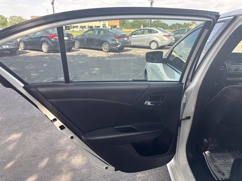 Used 2017 Honda Accord Sport image 12