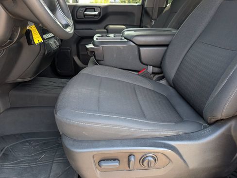 Used 2022 Chevrolet Silverado 1500 Custom w/ LPO, Dark Essentials Package AWD/4WD image 7
