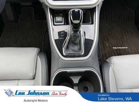 Used 2023 Subaru Outback Limited AWD/4WD image 25