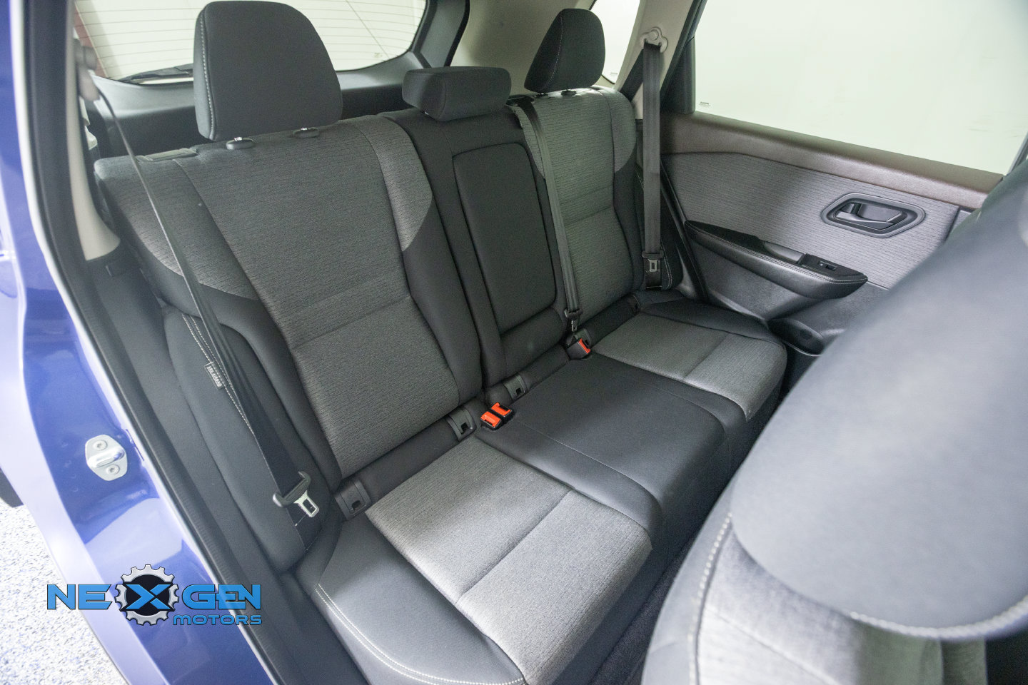 Used 2021 Nissan Rogue S AWD/4WD image 38