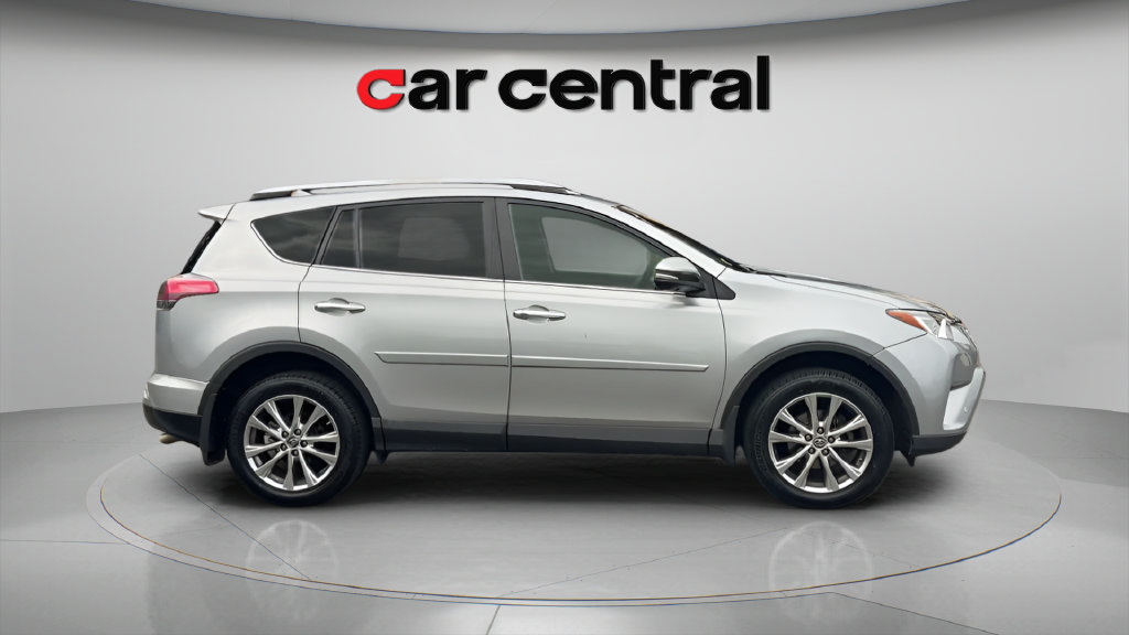 Used 2018 Toyota RAV4 Limited w/ Advanced Technology Package AWD/4WD image 7