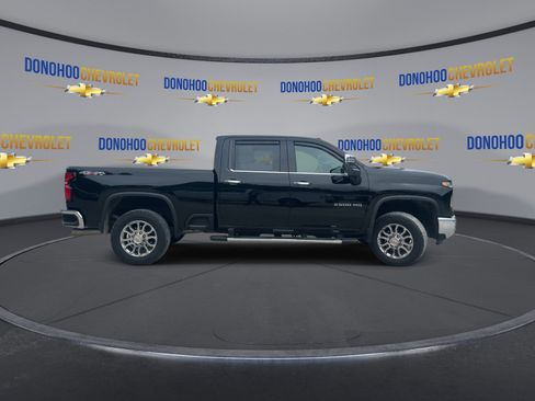 Used 2024 Chevrolet Silverado 2500 LTZ w/ LTZ Convenience Package AWD/4WD image 12