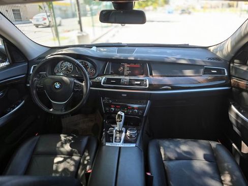 Used 2015 BMW 535i Gran Turismo image 29