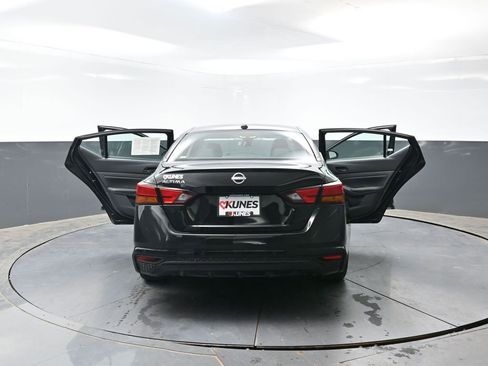 Used 2025 Nissan Altima 2.5 SV FWD image 55