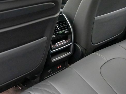 New 2026 BMW X5 xDrive50e w/ Executive Package image 20