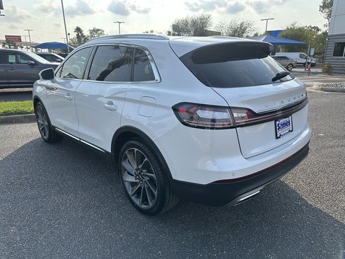 Certified 2021 Lincoln Nautilus Reserve w/ Equipment Group 201A image 4