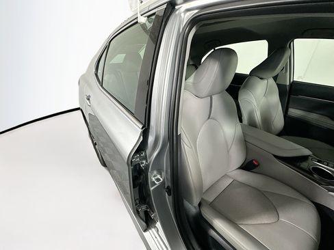 Certified 2023 Toyota Camry XLE image 28