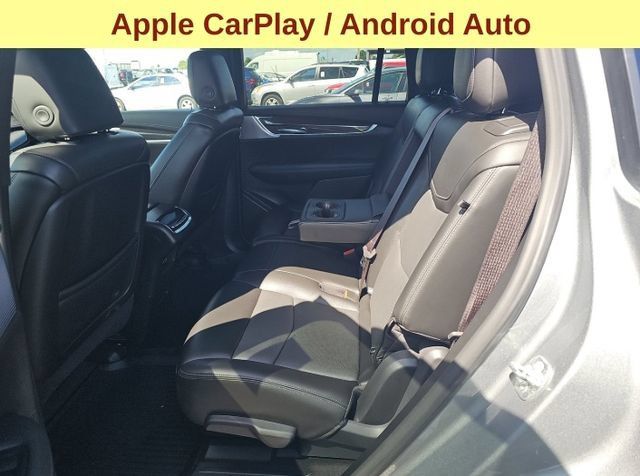 Used 2024 Cadillac XT6 Sport AWD/4WD image 11