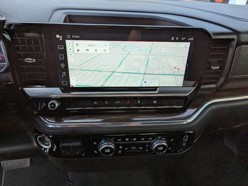 Certified 2023 GMC Sierra 1500 SLE image 19