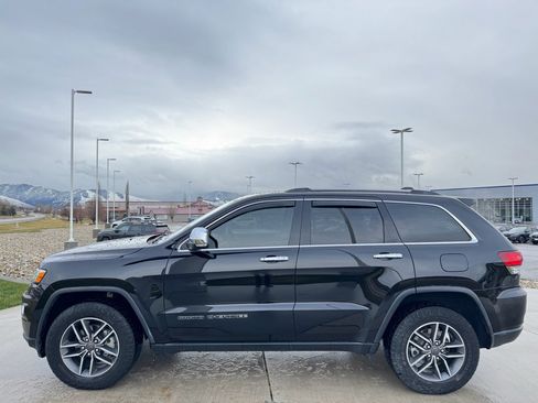 Used 2020 Jeep Grand Cherokee Limited w/ Luxury Group II image 6