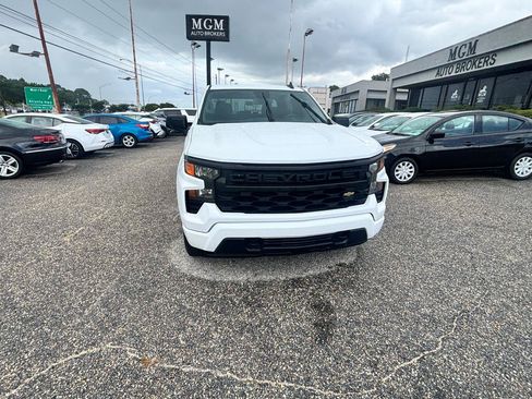Used 2022 Chevrolet Silverado 1500 Custom RWD image 27