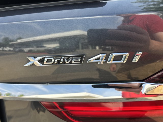 Used 2020 BMW X7 xDrive40i w/ Premium Package AWD/4WD image 8