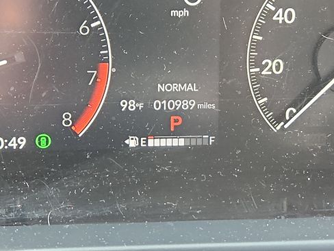 Certified 2025 Honda HR-V LX image 19