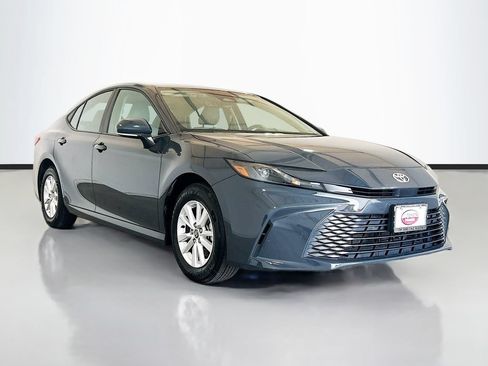 Used 2025 Toyota Camry LE w/ Convenience Package AWD/4WD image 3